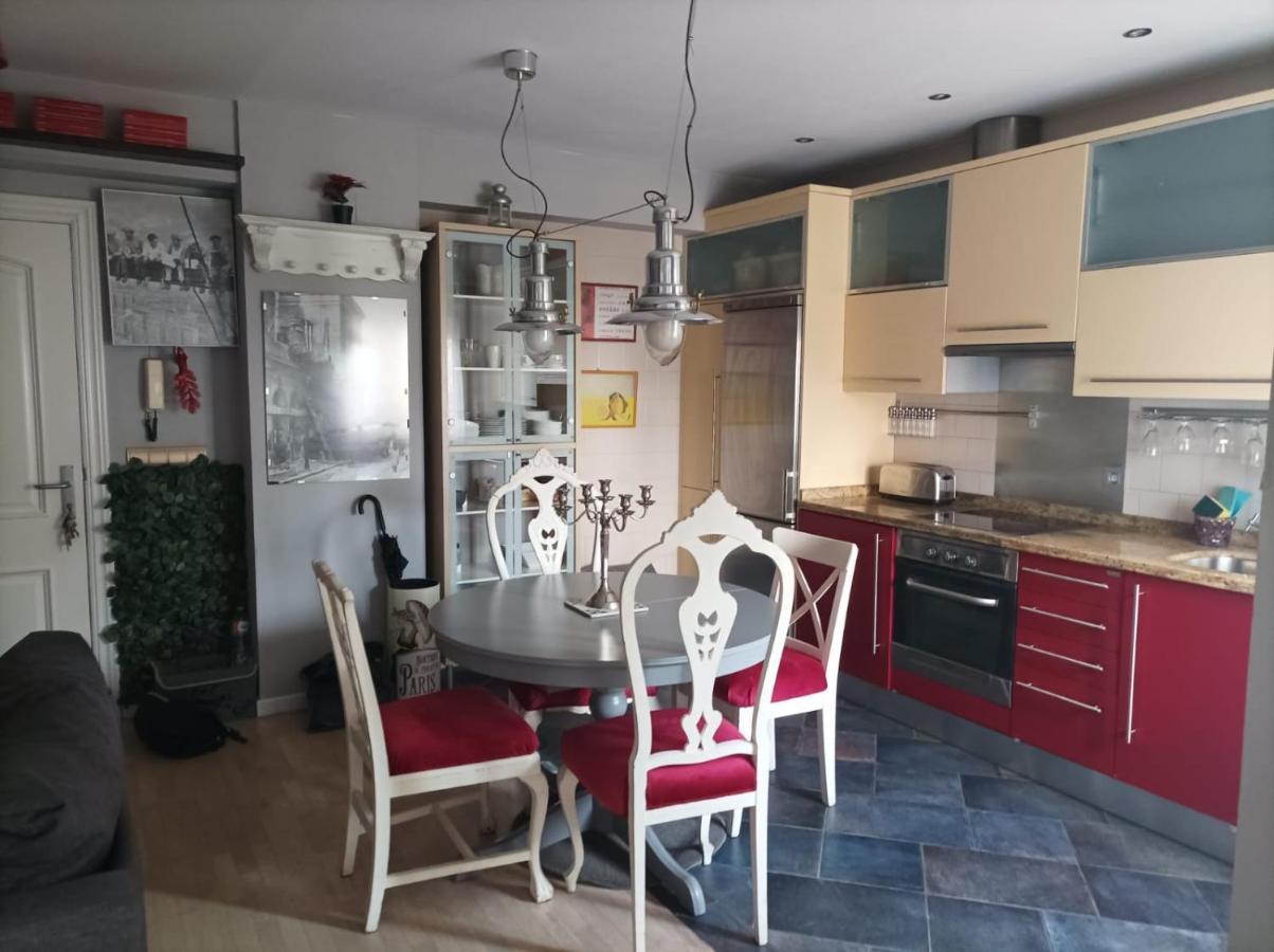 Apartamento San Quirce - Centrico Y Reformado- Wifi Y Netflix Valladolid Exterior photo